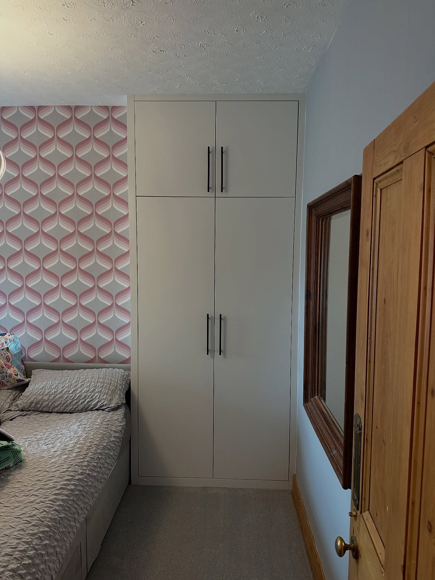 Built-in wardrobe